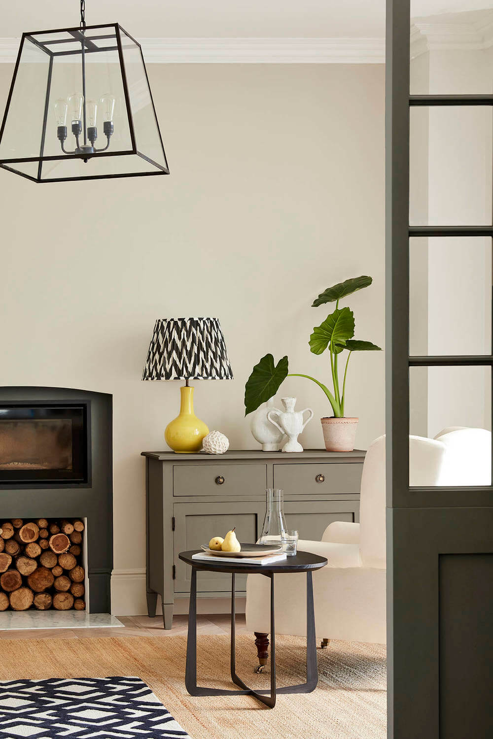 Little Greene Intelligent Gloss Portland Stone - Pale 155 4